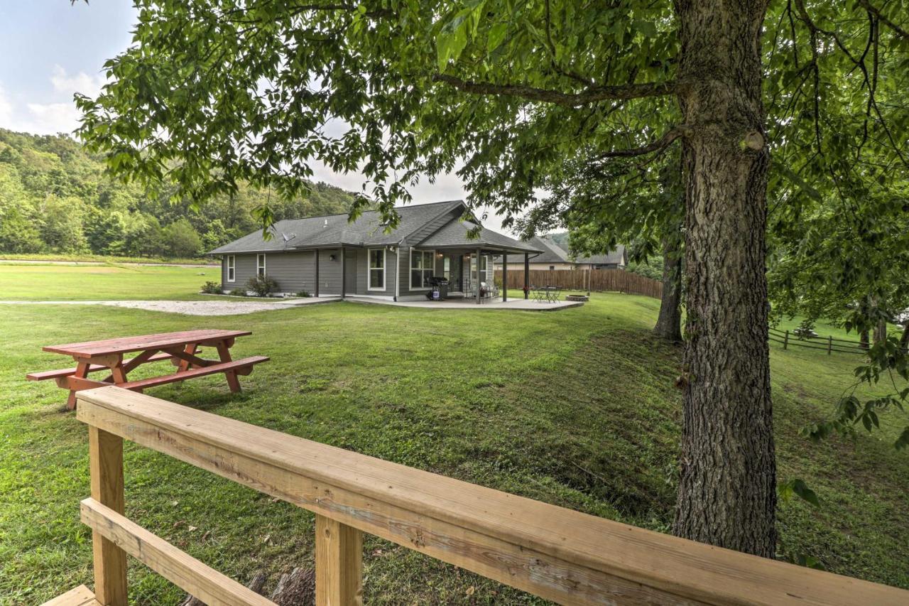 Mountain Home Cottage With Deck On White River! Gassville Exterior foto